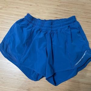 Lululemon Hotty Hot shorts II 4” inseam and size 4 royal blue